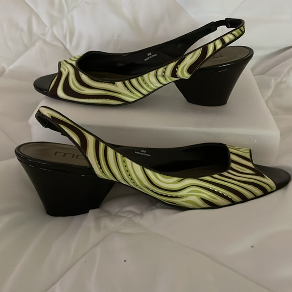 MODA Spana cute open toe sling backs! Jungle print w/brown shiny heels. SZ 8M. - Picture 10 of 10